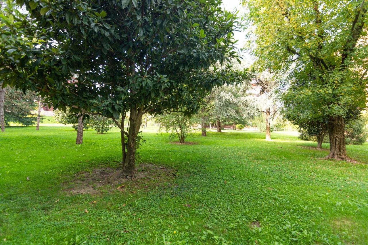 Assago Amazing Flat Apartment Bagian luar foto
